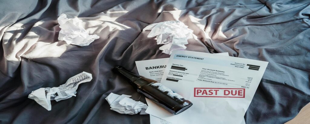 Picture of past due bill associated with blog on personal injury bankruptcy